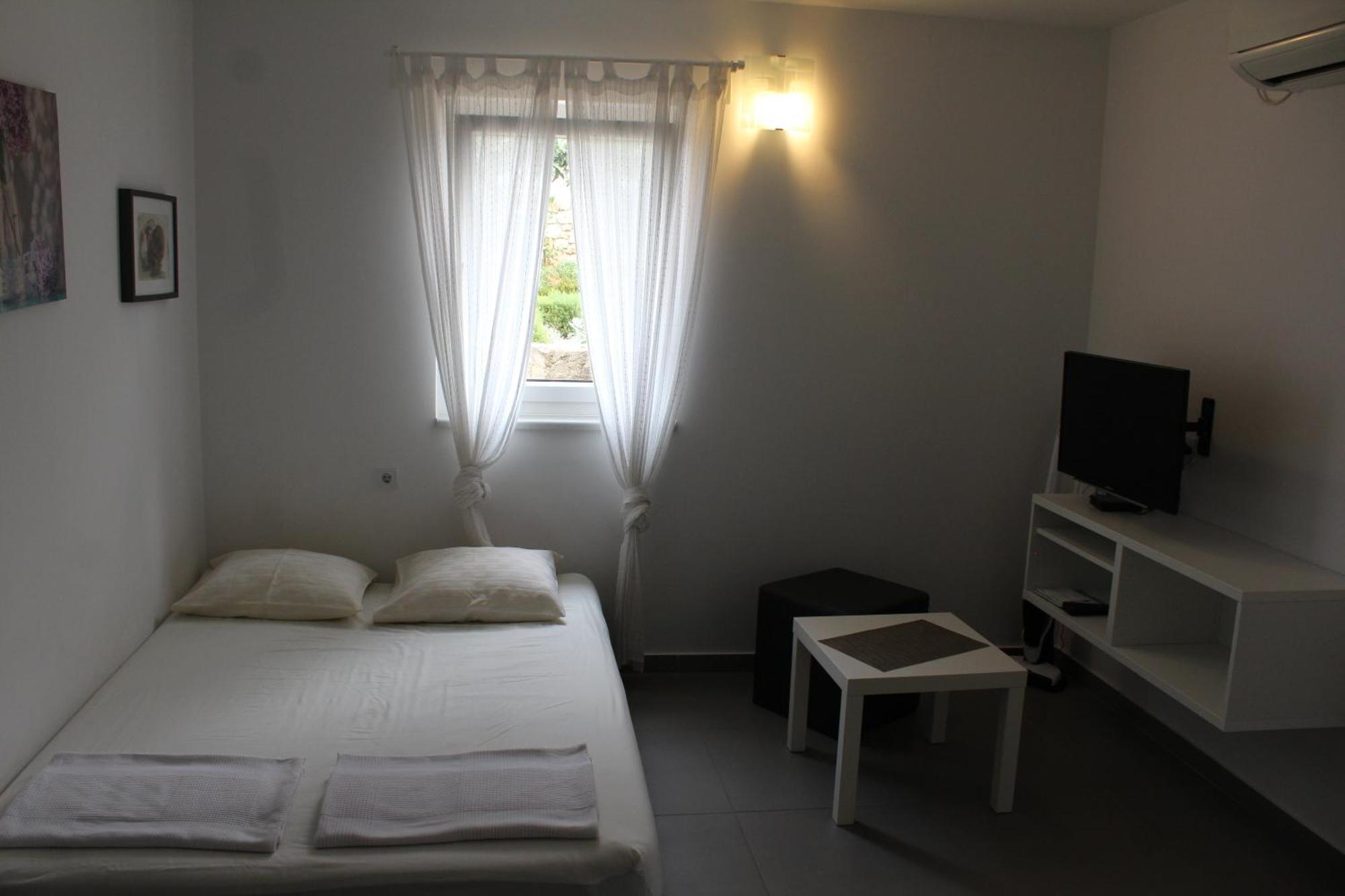 מאנדרה Apartmani Vrancic מראה חיצוני תמונה